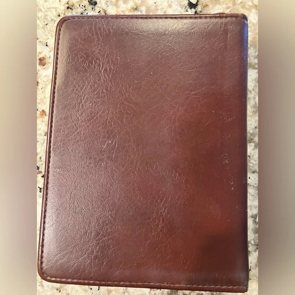 3-Ring Day-Timer planner binder with zipper closure